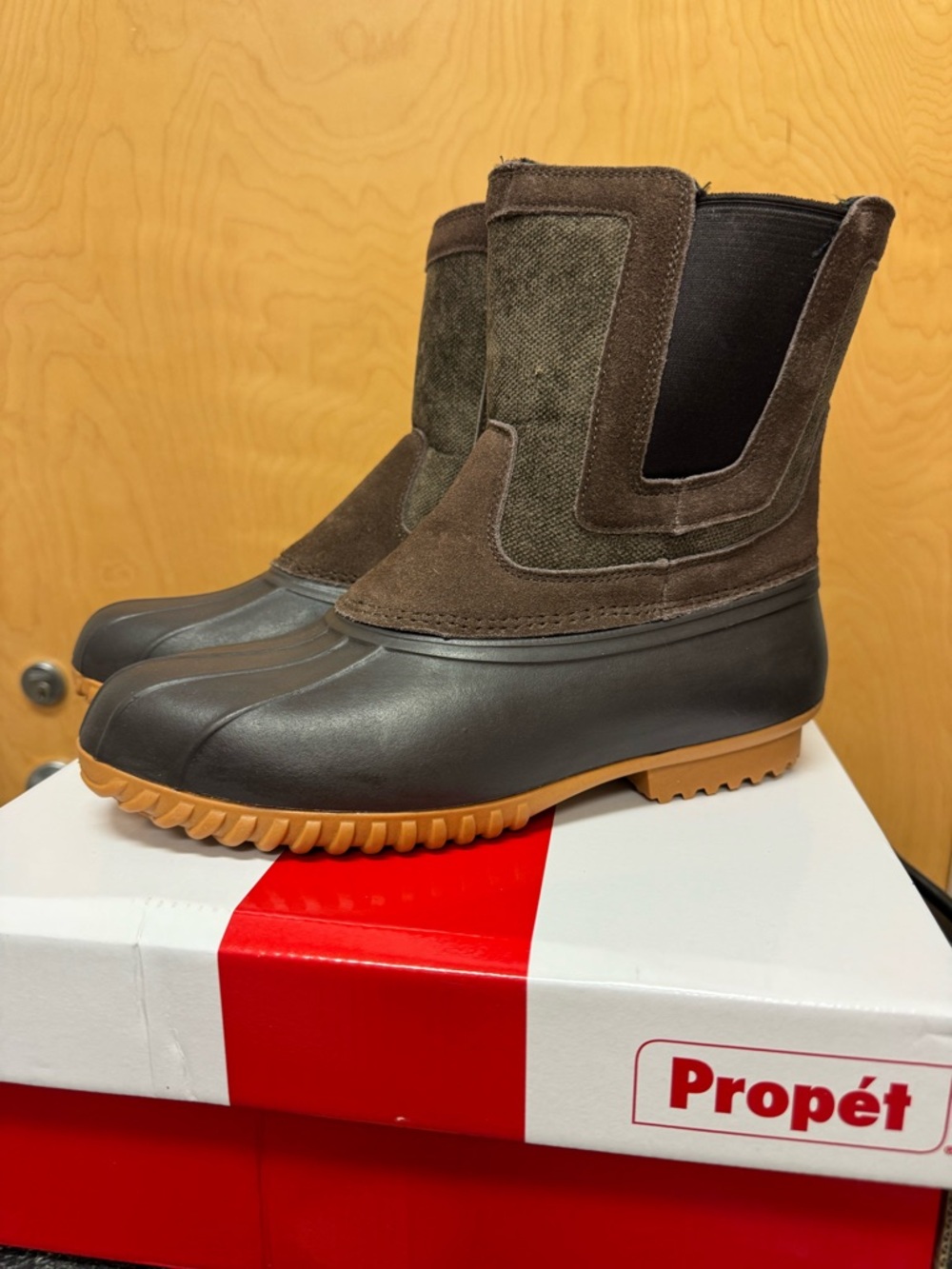 Propét Women’s Brown Waterproof Winter Rain Boots